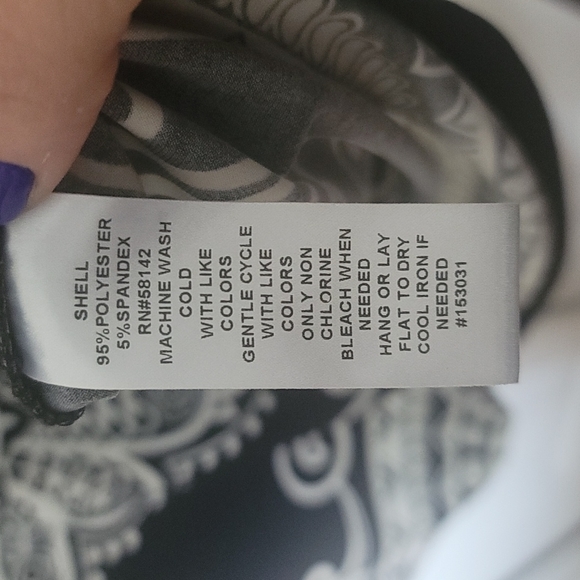 Dress - Picture 4 of 4